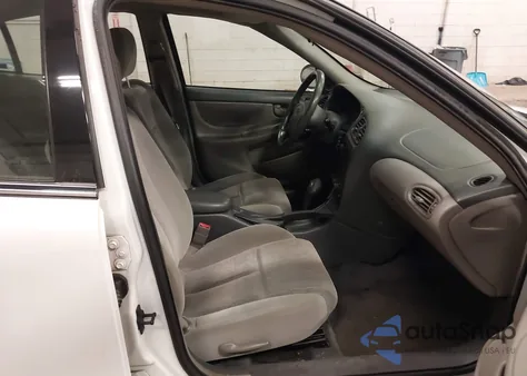 2001 Oldsmobile Alero Gl1 z USA, uszkodzony, nr VIN 1G3NL52E61C201422